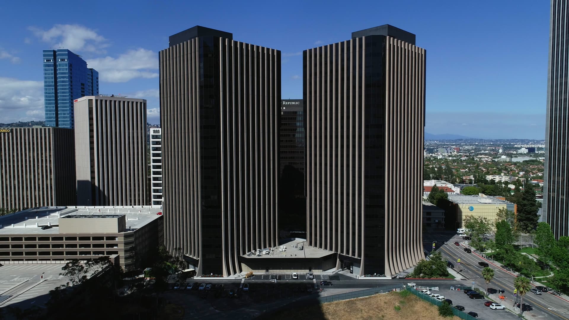 Looking at Watt Plaza Towers